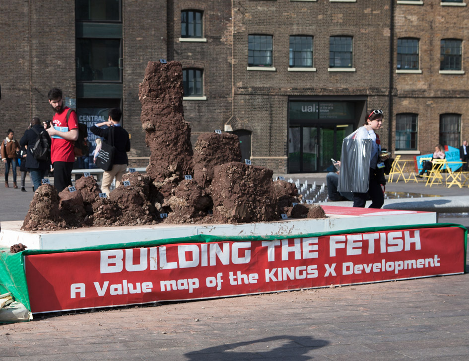 Building the Fetish. Dean Kenning